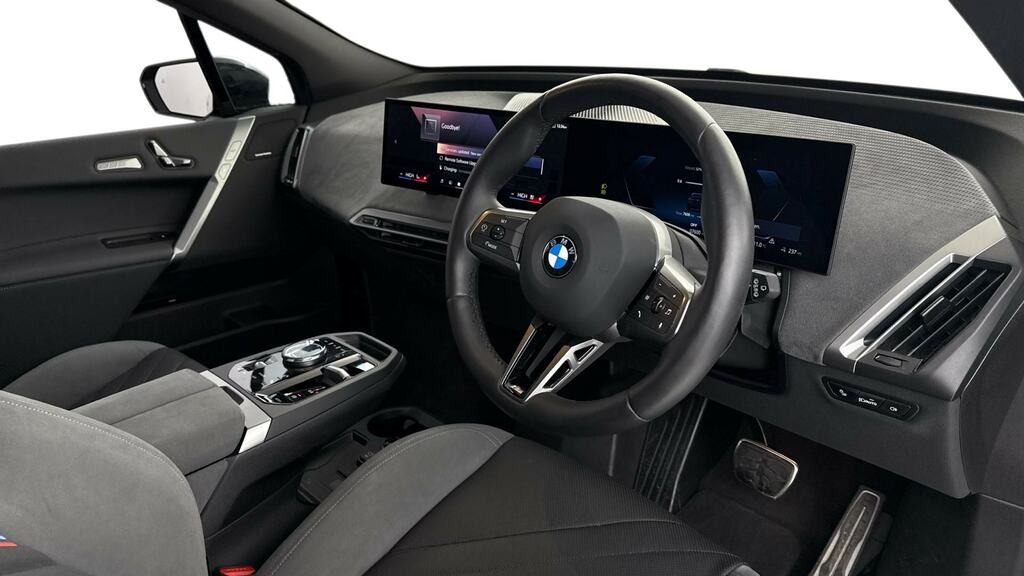 BMW iX 300Kw Xdrive45 M Sport 101Kwh Tech YB25ZNF Black #6