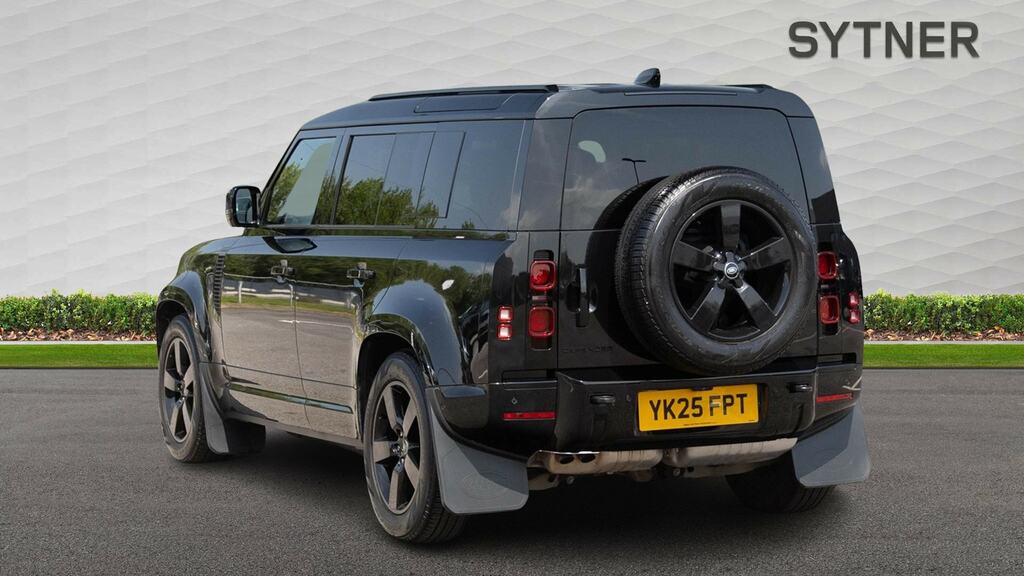 Land Rover Defender 110 3.0 D250 X-dynamic Se 110 YK25FPT Black #2