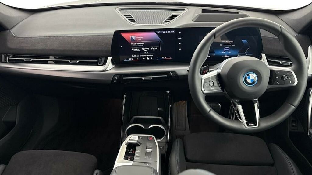 BMW iX1 150Kw Edrive20 M Sport 65Kwh Techpro YF75KPL Blue #4