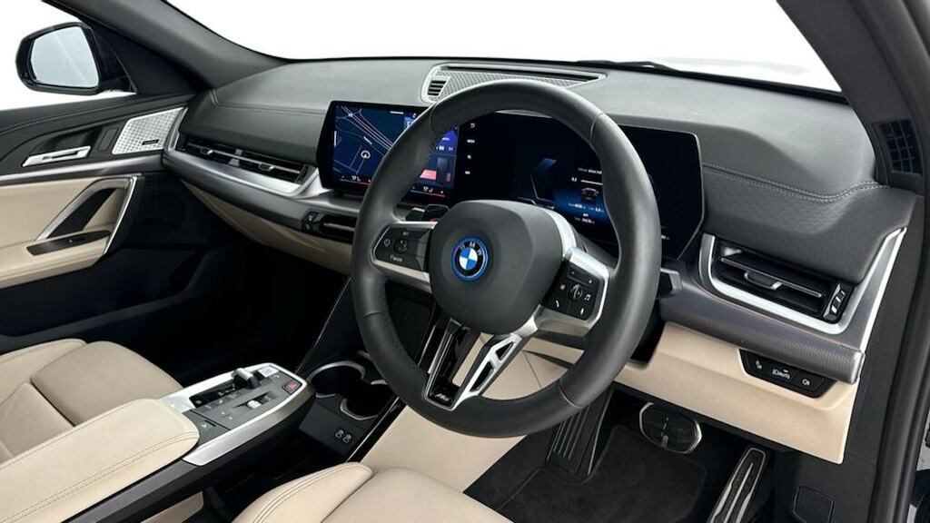BMW iX2 150Kw Edrive20 M Sport 65Kwh Techpro YH25XBX Black #6