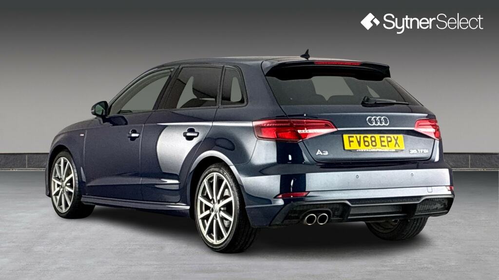 Audi A3 35 Tfsi Black Edition S Tronic FV68EPX Blue #2