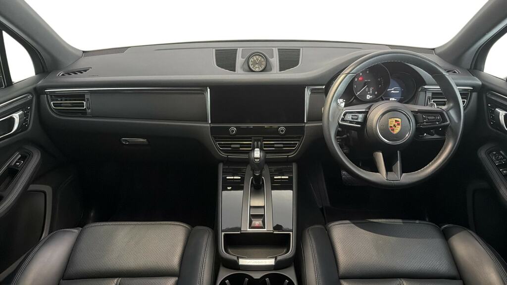Porsche Macan 5dr Pdk SC72HXV Black #6