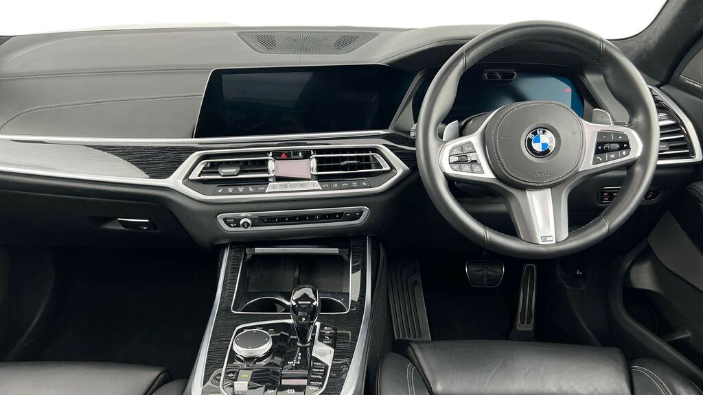 BMW X7 Xdrive30d M Sport Step White #4