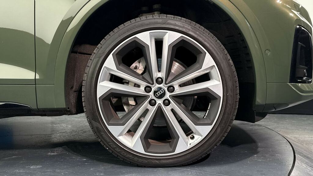 Audi Q5 40 Tdi Quattro Black Ed S Tronic Tech Pro PJ74USS Green #5