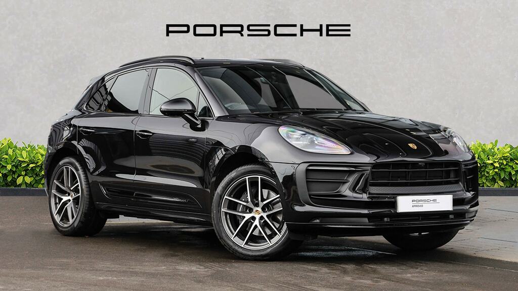 Porsche Macan T Pdk Black