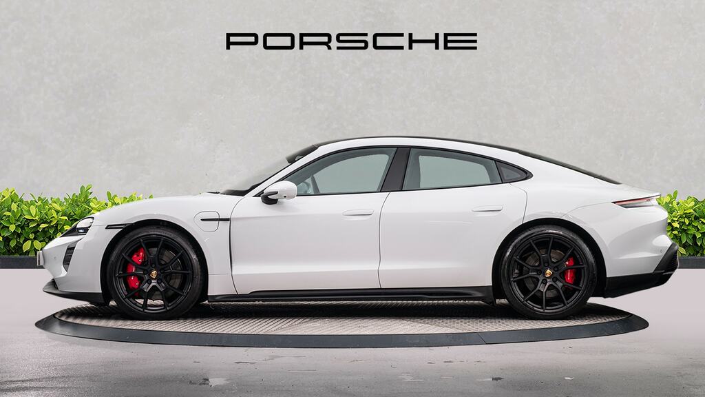 Porsche Taycan 440Kw Gts 93Kwh 22Kw 5 Seat CE23AKX White #4