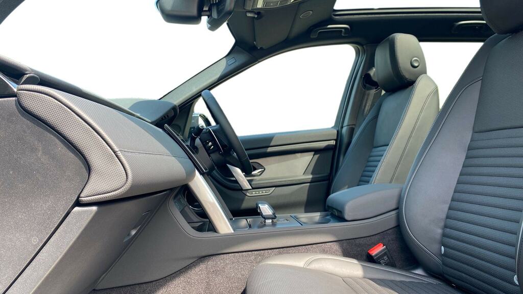 Land Rover Discovery Sport 1.5 P270e Landmark 5 Seat Grey #3