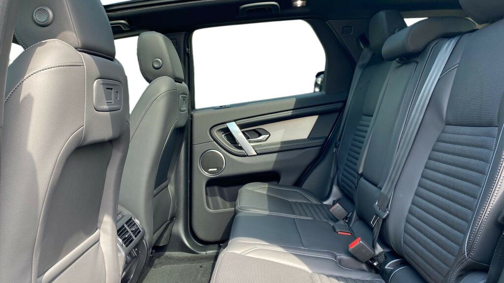 Land Rover Discovery Sport 1.5 P270e Landmark 5 Seat Grey #4