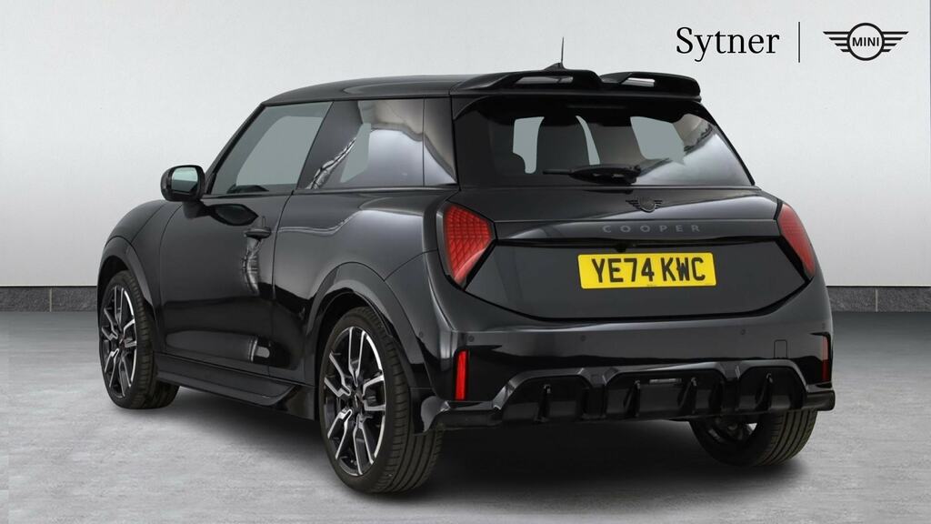 Mini Hatch 1.5 C Sport Level 2 YE74KWC Black #2