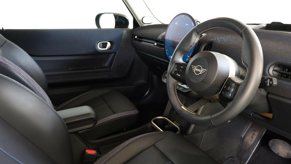 Mini Hatch 2.0 S Classic Level 2 YC24BPV Black #6