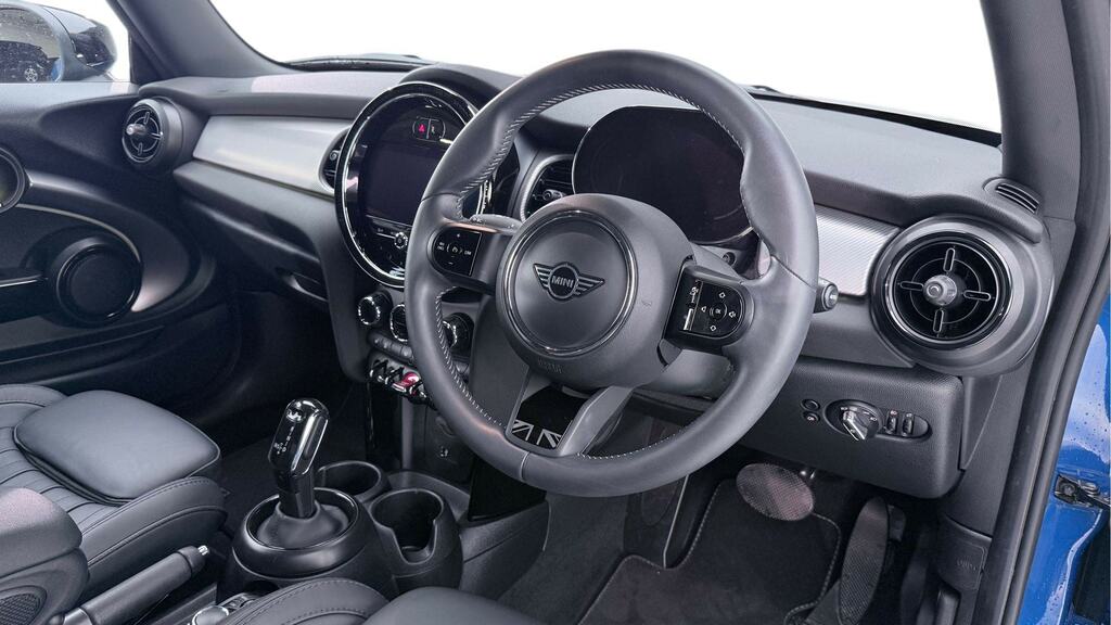 Mini Hatch 1.5 Cooper Exclusive Premium YR24LMY Blue #6