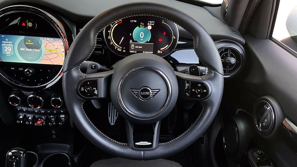 Mini Hatch 2.0 Cooper S Sport Premium Plus CV73OET Green #5