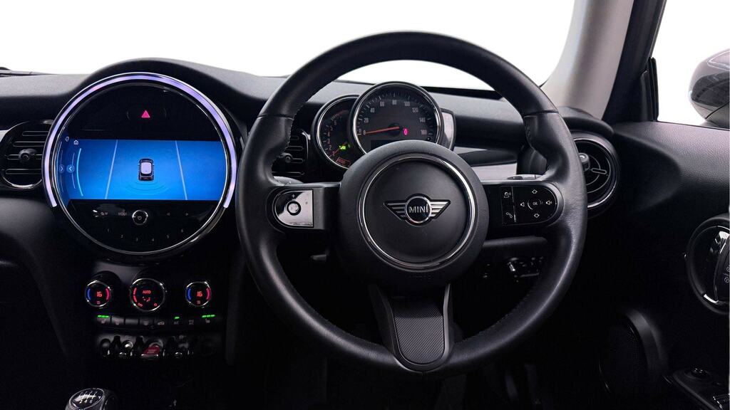 Mini Hatch 1.5 Cooper Classic Comfort Pack YM21LCU White #5