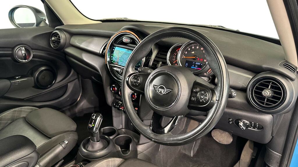 Mini Hatch 1.5 Cooper D Chili Pack Blue #6