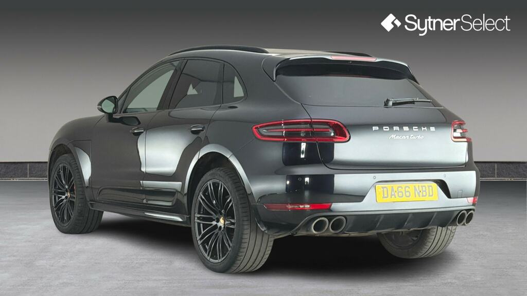 Porsche Macan Turbo Pdk DA66NBD Black #2
