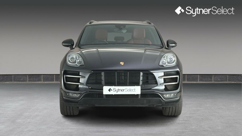 Porsche Macan Turbo Pdk DA66NBD Black #4