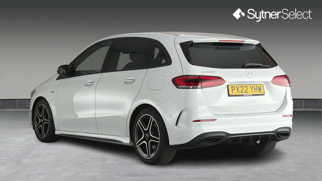 Mercedes-Benz B Class B200 Amg Line Premium Edition PX22YHW White #2
