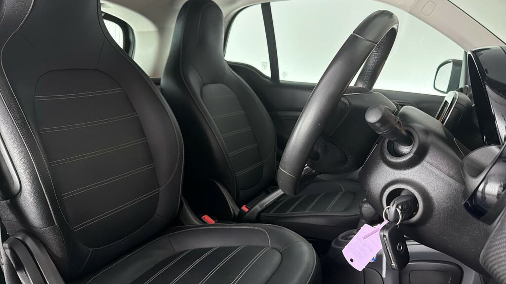 Smart Fortwo Coupe Coupe Black #10