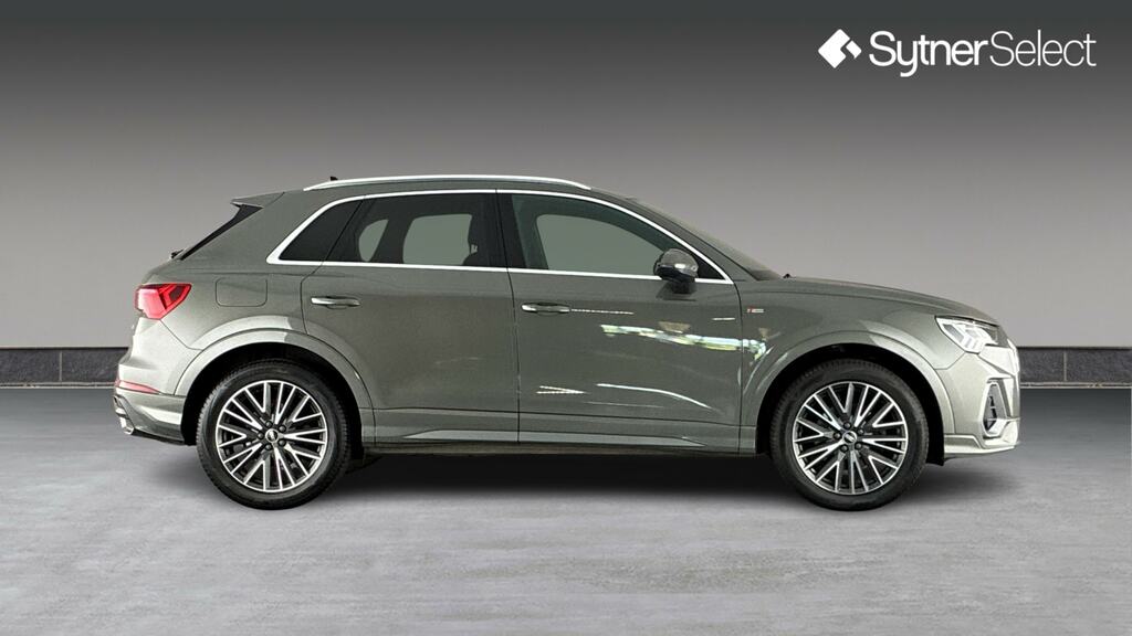 Audi Q3 35 Tfsi S Line S Tronic FL22TPV Grey #3