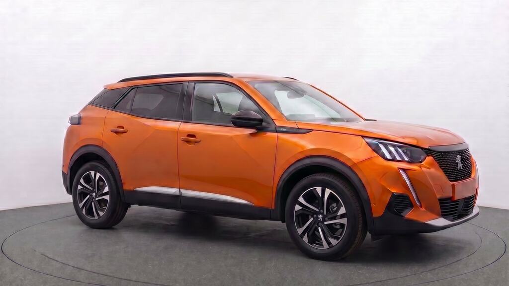 Peugeot e-2008 1.2 Puretech Allure Premium Orange