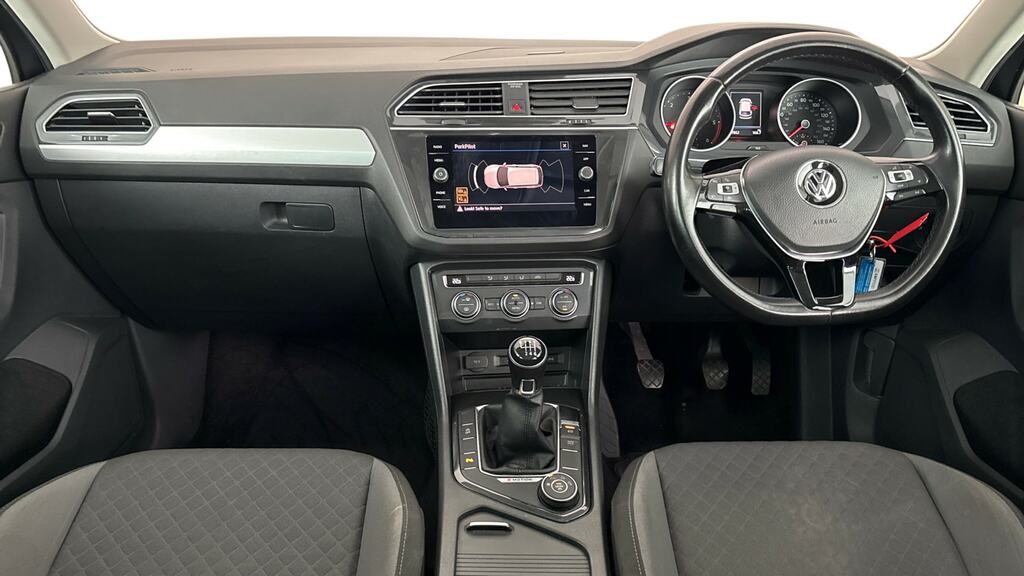 Volkswagen Tiguan 2.0 Tdi 150 4Motion Se Nav GF68HYX Grey #6