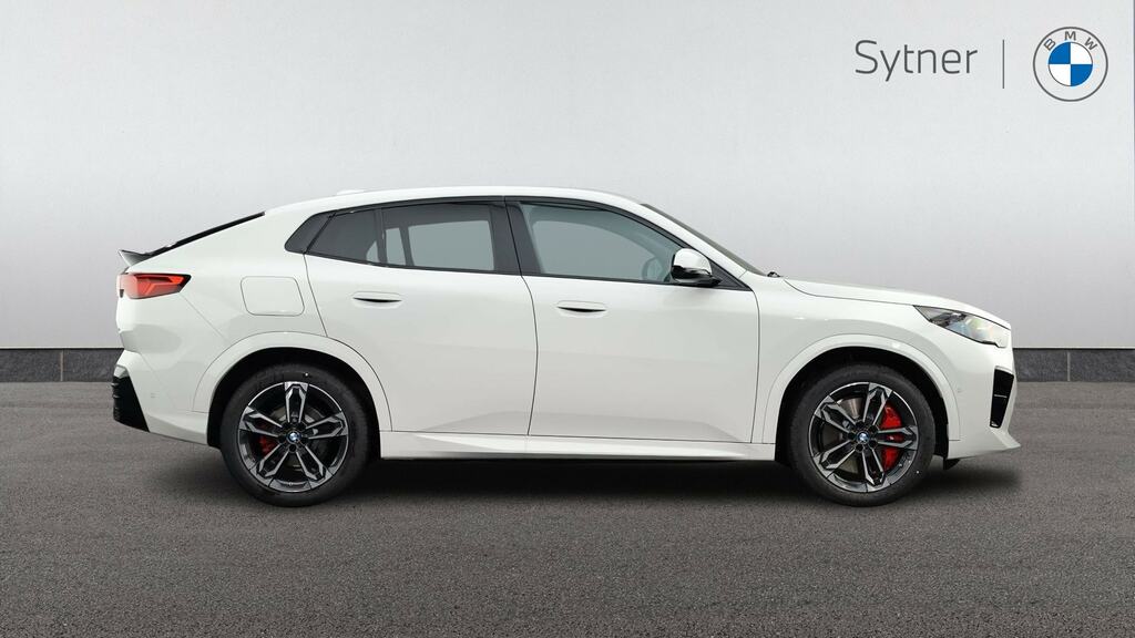 BMW iX2 150Kw Edrive20 Shadow Edition 65Kwh VK26ZWA White #3