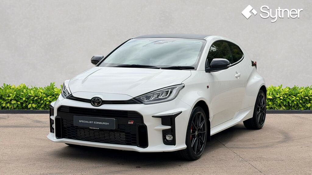 Toyota Yaris 1.6 Awd Circuit Pack CA72FBK White #4