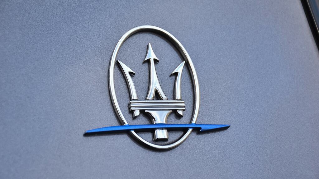 Maserati Ghibli Saloon Grey #15