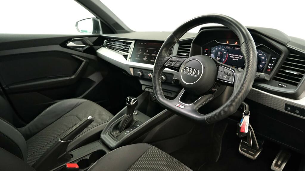 Audi A1 35 Tfsi Black Edition S Tronic YY72LKP Silver #6
