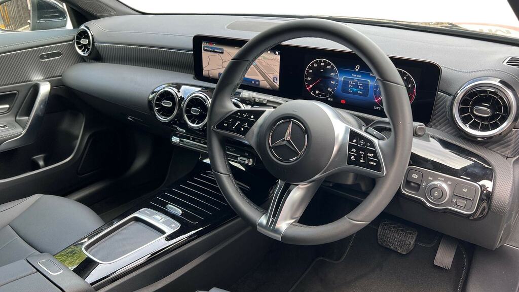 Mercedes-Benz CLA Class Cla 180 Sport Executive Tip KO25VRL Black #3