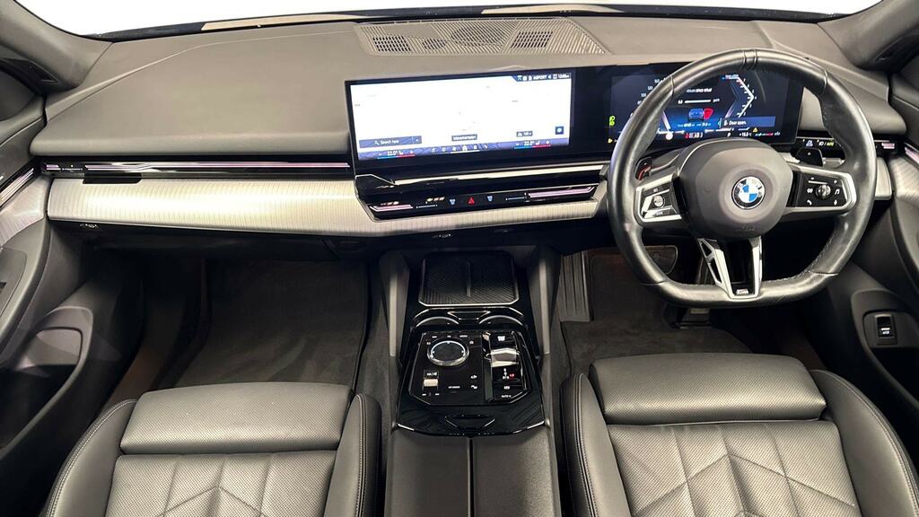 BMW 5 Series 520I M Sport Blue #4