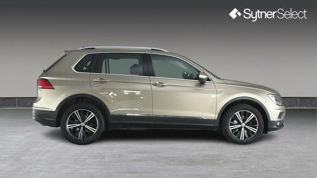 Volkswagen Tiguan 2.0 Tdi 150 4Motion Se Nav GX68XKC White #3