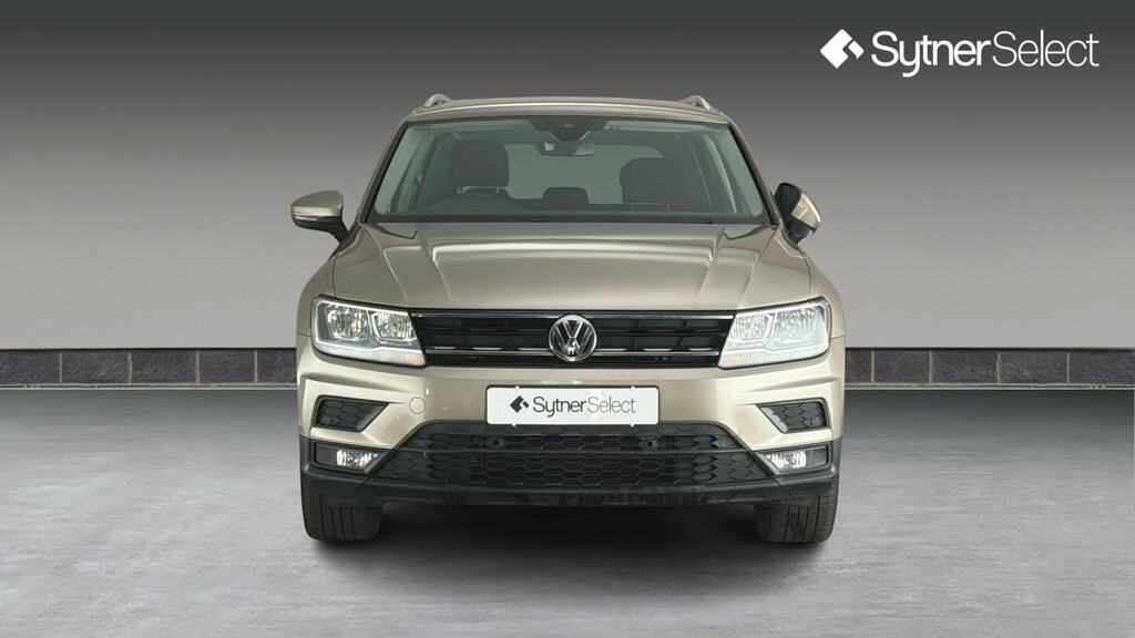Volkswagen Tiguan 2.0 Tdi 150 4Motion Se Nav GX68XKC White #4
