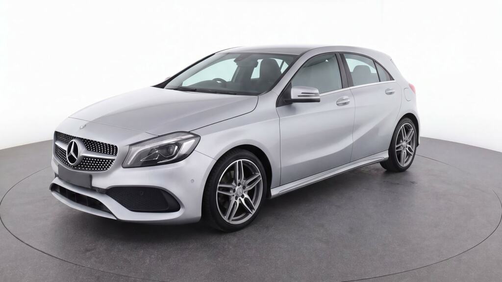 Mercedes-Benz A Class A200d Amg Line Silver #2