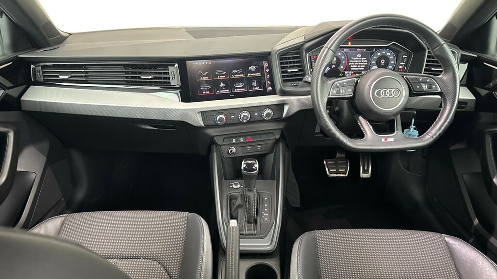 Audi A1 25 Tfsi Black Edition S Tronic MT72OMF Grey #6