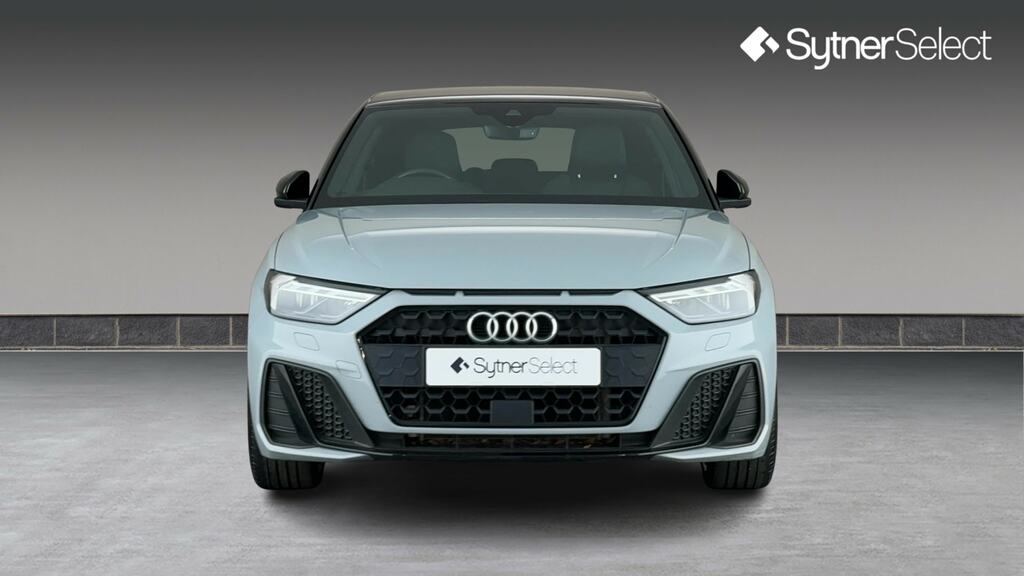 Audi A1 25 Tfsi Black Edition S Tronic MT72OMF Grey #4