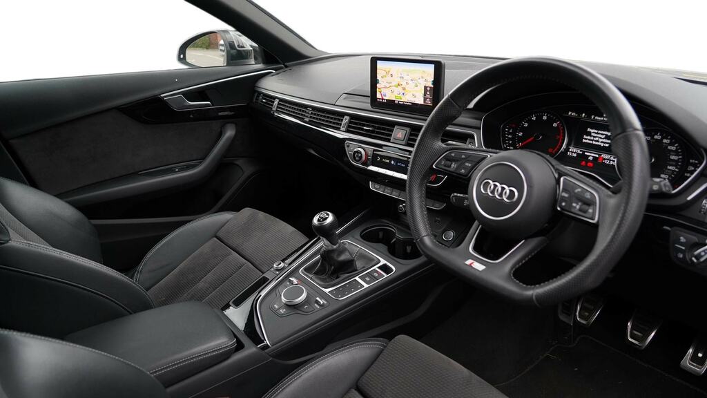 Audi A4 Avant 35 Tfsi Black Edition Grey #6