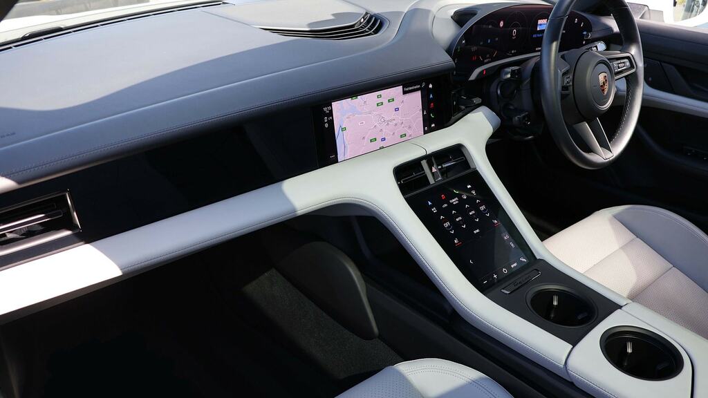 Porsche Taycan 420Kw 4S 93Kwh MM20XPH White #3