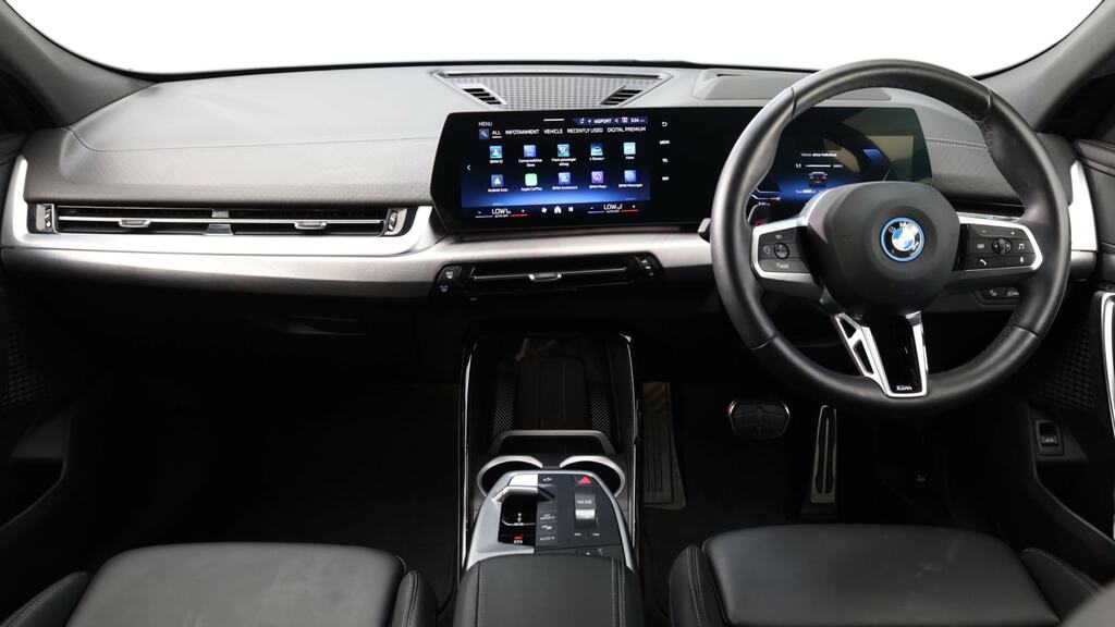 BMW iX2 230Kw Xdrive30 M Sport 65Kwh Tech YG75SZT Black #4