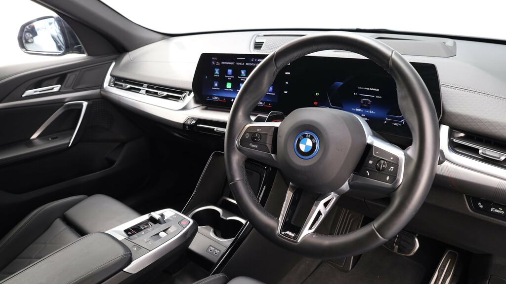 BMW iX2 230Kw Xdrive30 M Sport 65Kwh Tech YG75SZT Black #6