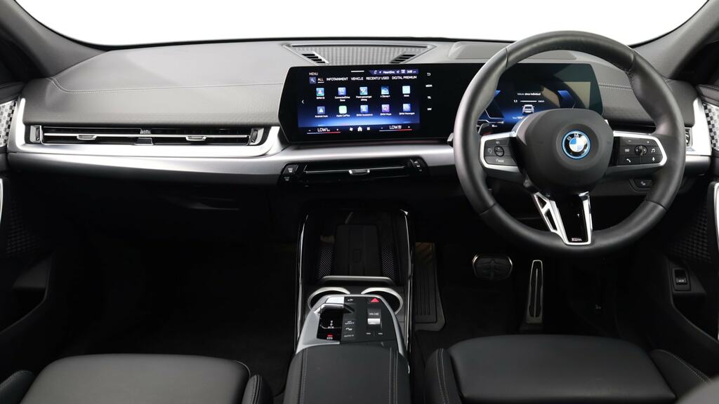 BMW iX2 230Kw Xdrive30 M Sport 65Kwh Tech YG75SZK Grey #4