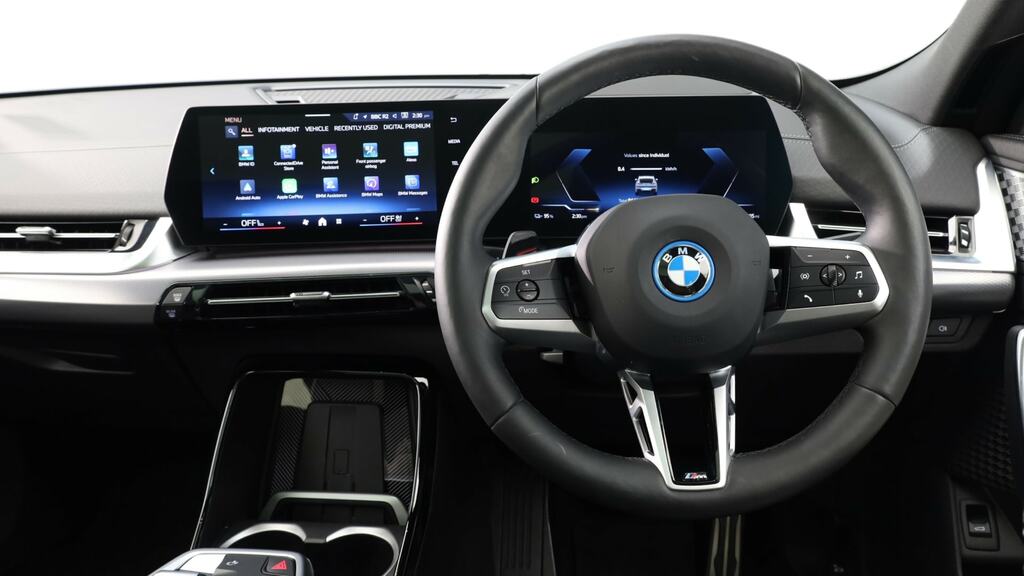 BMW iX2 150Kw Edrive20 M Sport 65Kwh Tech YG75RFY Green #5