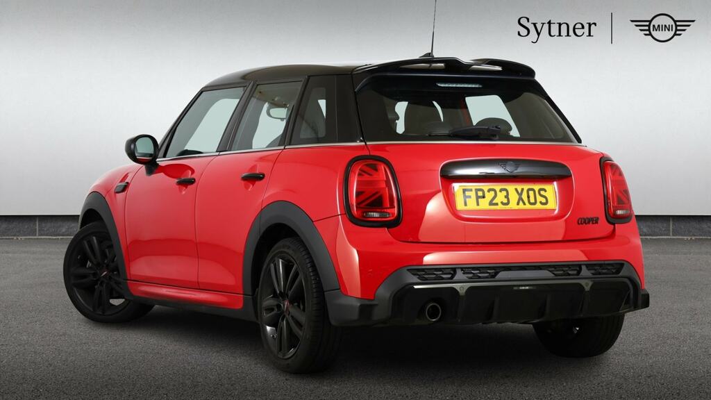 Mini Hatch 1.5 Cooper Sport FP23XOS Red #2