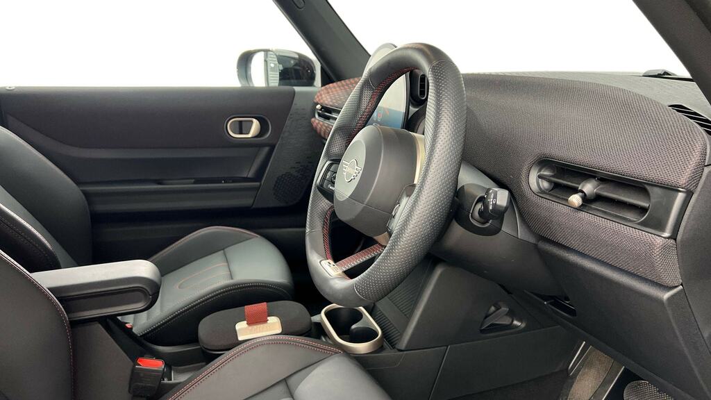 Mini Hatch 1.5 C Sport BA74LLK Black #6