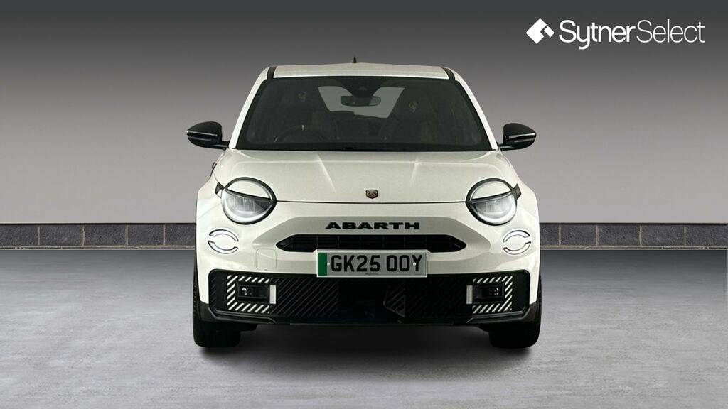 Abarth 600e 175Kw 54Kwh White #4