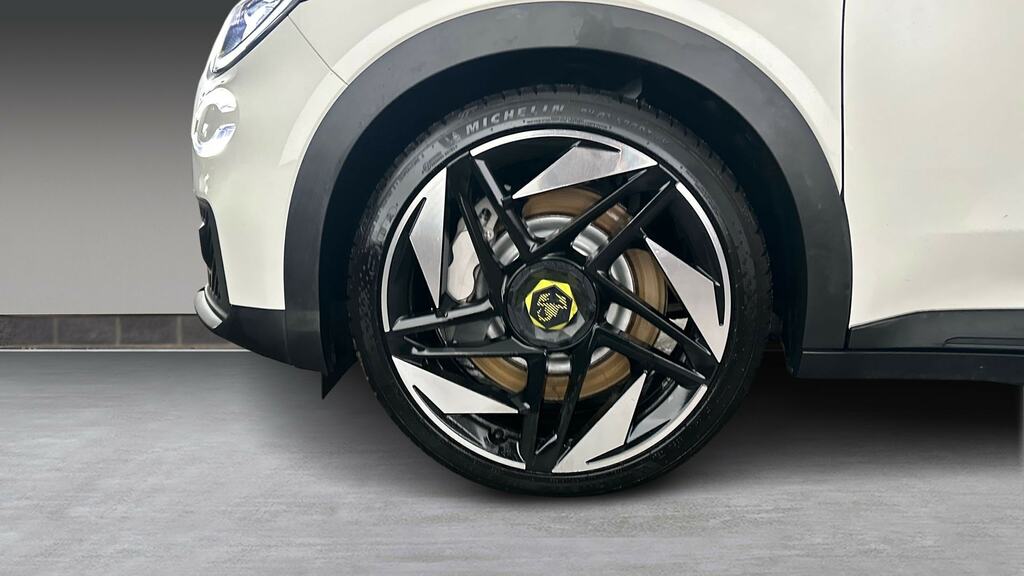 Abarth 600e 207Kw Scorpionissima 54Kwh Purple #25