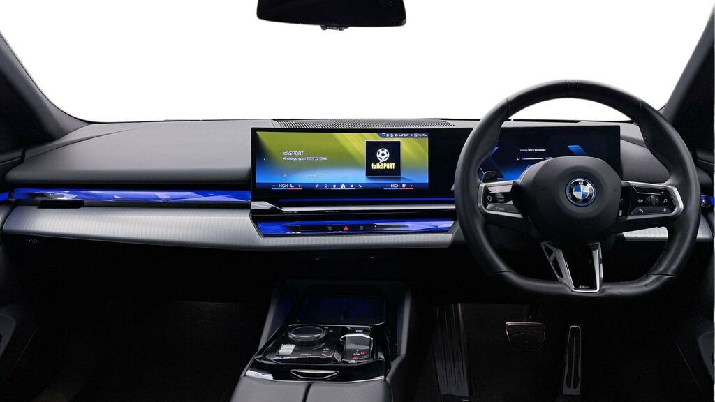 BMW i5 250Kw Edrive40 M Sport 84Kwh Black #4