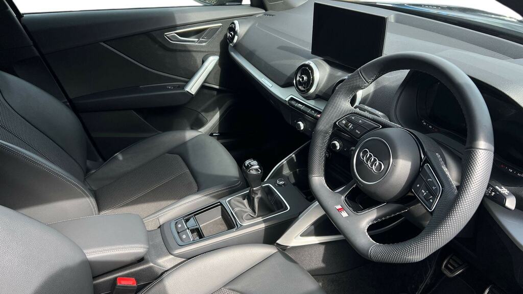 Audi Q2 30 Tfsi 116 Black Edition Tech YF75JYE Black #6