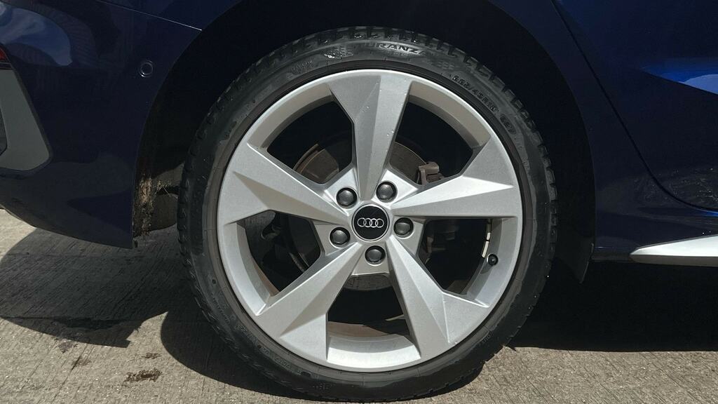 Audi A3 40 Tfsi E S Line S Tronic Comfortsound YF22FZT Blue #5