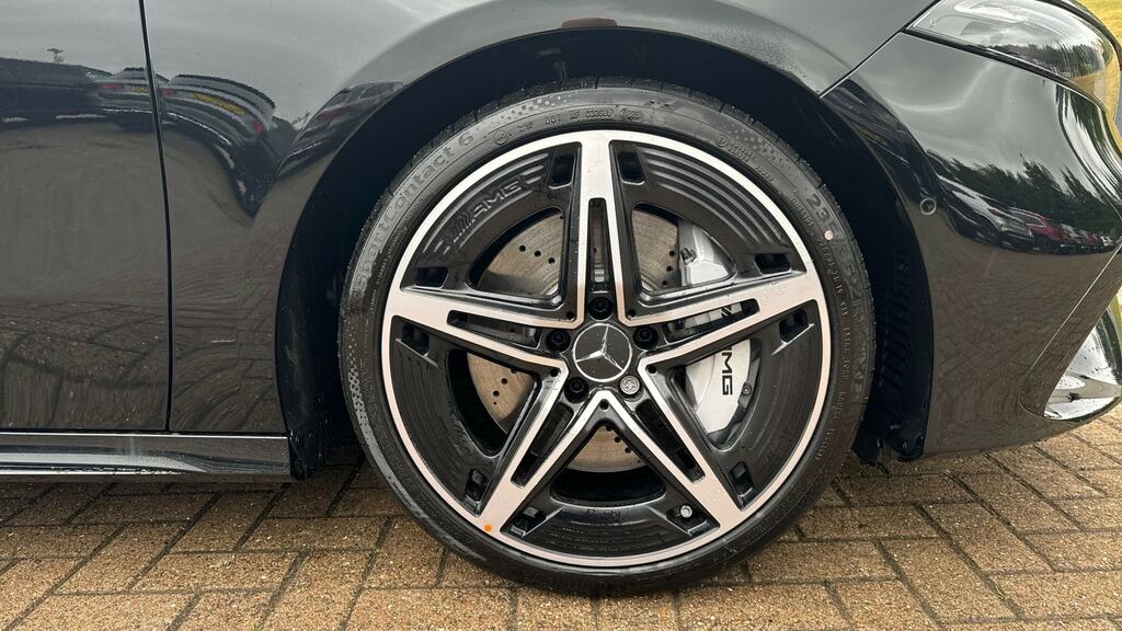 Mercedes-Benz A Class A35 4Matic Premium KT25VZD Black #5
